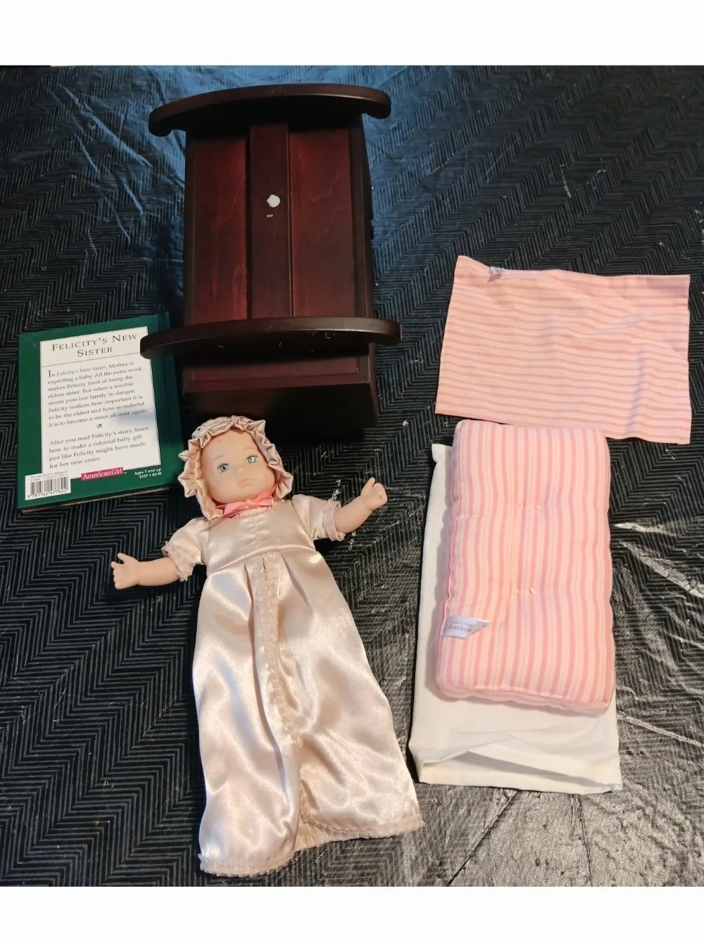 Vintage American Girl Pleasant Company Felicity, Elizabeth & Baby Doll Lot